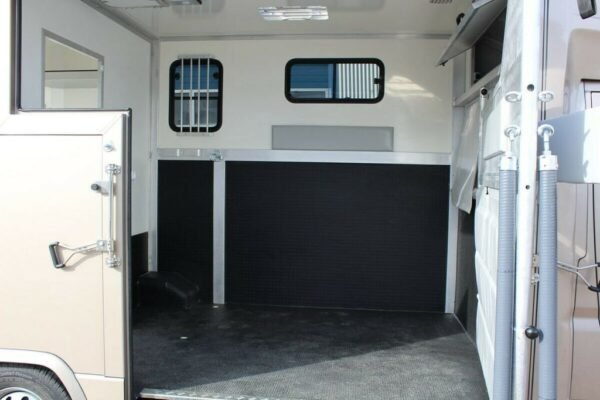 Renault Master 2 chevaux  manuelle 165 ch – Image 8