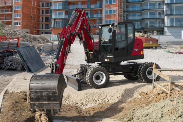 Pelle sur pneus Yanmar B110W 2022 – Image 13