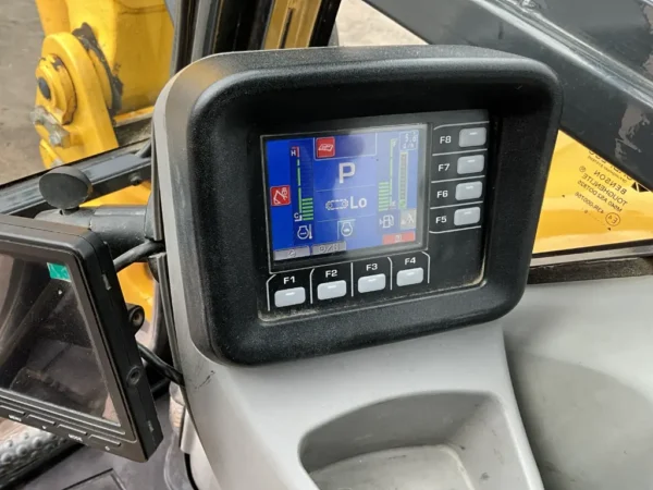 Mini Pelle Komatsu PC80MR-5 – Image 10
