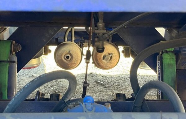 Ridelles Haulmark Tri/A B-Double de 7 m (2000) Remorque – Image 2