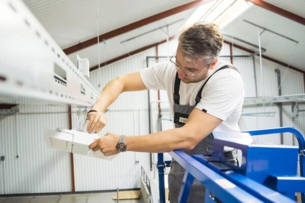 Nacelle à ciseaux électrique PRO (intérieur/extérieur) - jusqu'à 14 m de hauteur COMPARTEC – Image 11